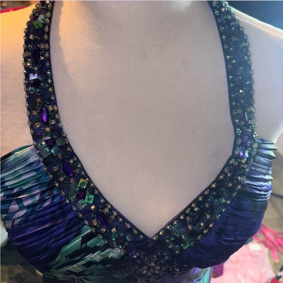 Morgan & Co. Blue and Green Patterned Dress - Picture 4 of 5